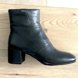 Kenneth Cole New York Gortex Boots